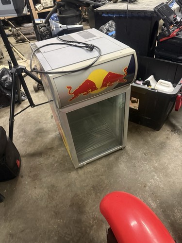 Red bull mini - fridge, works